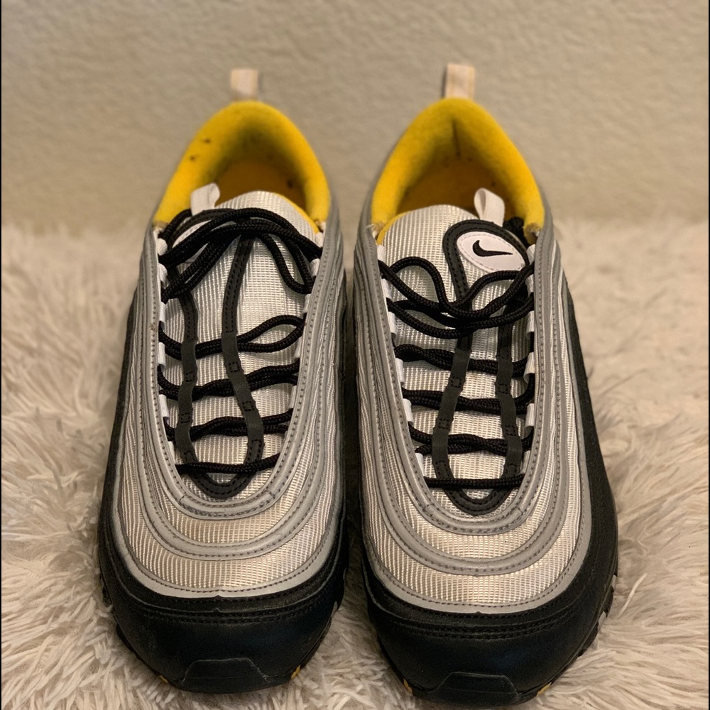 Nike air max’s 97